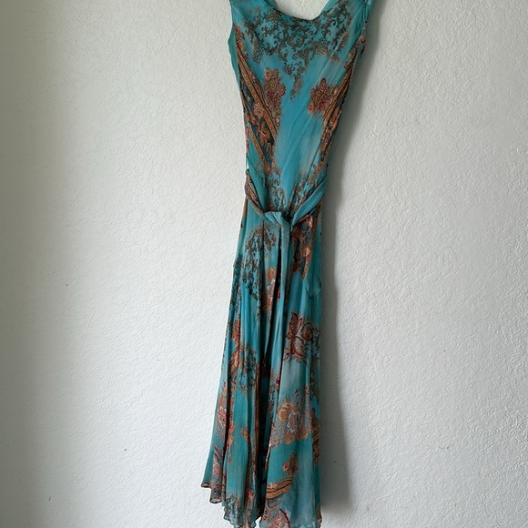 Teal, gold patterned belted silk cocktail dress.   Jones of NY. Never worn 💙🤎 - Picture 2 of 9